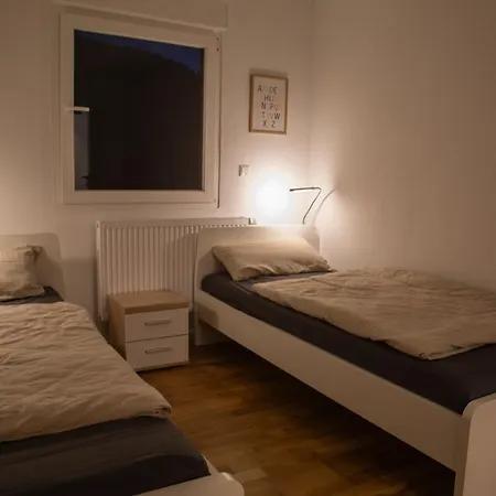 Erholung An Den Wasserfaellen - In - Stilvolles Mit Terrasse, Parkplatz & Ruhiger Lage Apartament Baden-Baden