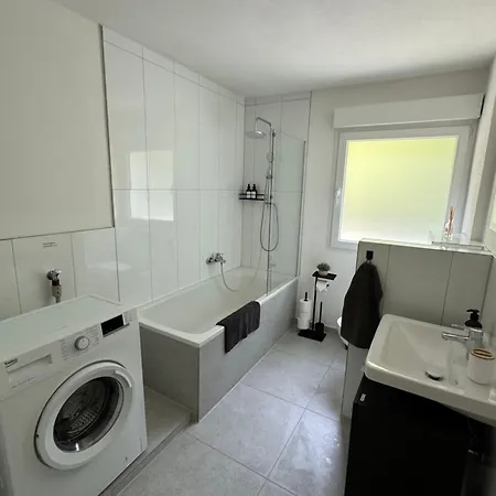 Apartment Erholung An Den Wasserfaellen - In - Stilvolles Mit Terrasse, Parkplatz & Ruhiger Lage *