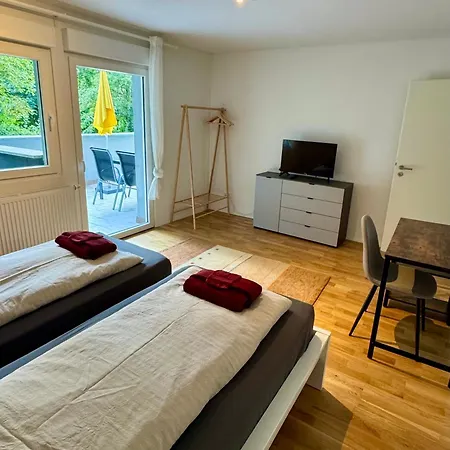 Apartman Erholung An Den Wasserfaellen - In - Stilvolles Mit Terrasse, Parkplatz & Ruhiger Lage *
