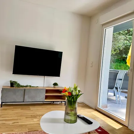 Erholung An Den Wasserfaellen - In - Stilvolles Mit Terrasse, Parkplatz & Ruhiger Lage Baden-Baden